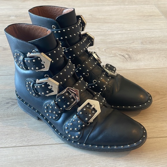 Givenchy Elegant Studded Leather Ankle Combat Boots - Picture 4 of 17